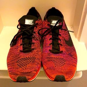 Nike Flyknit Racer